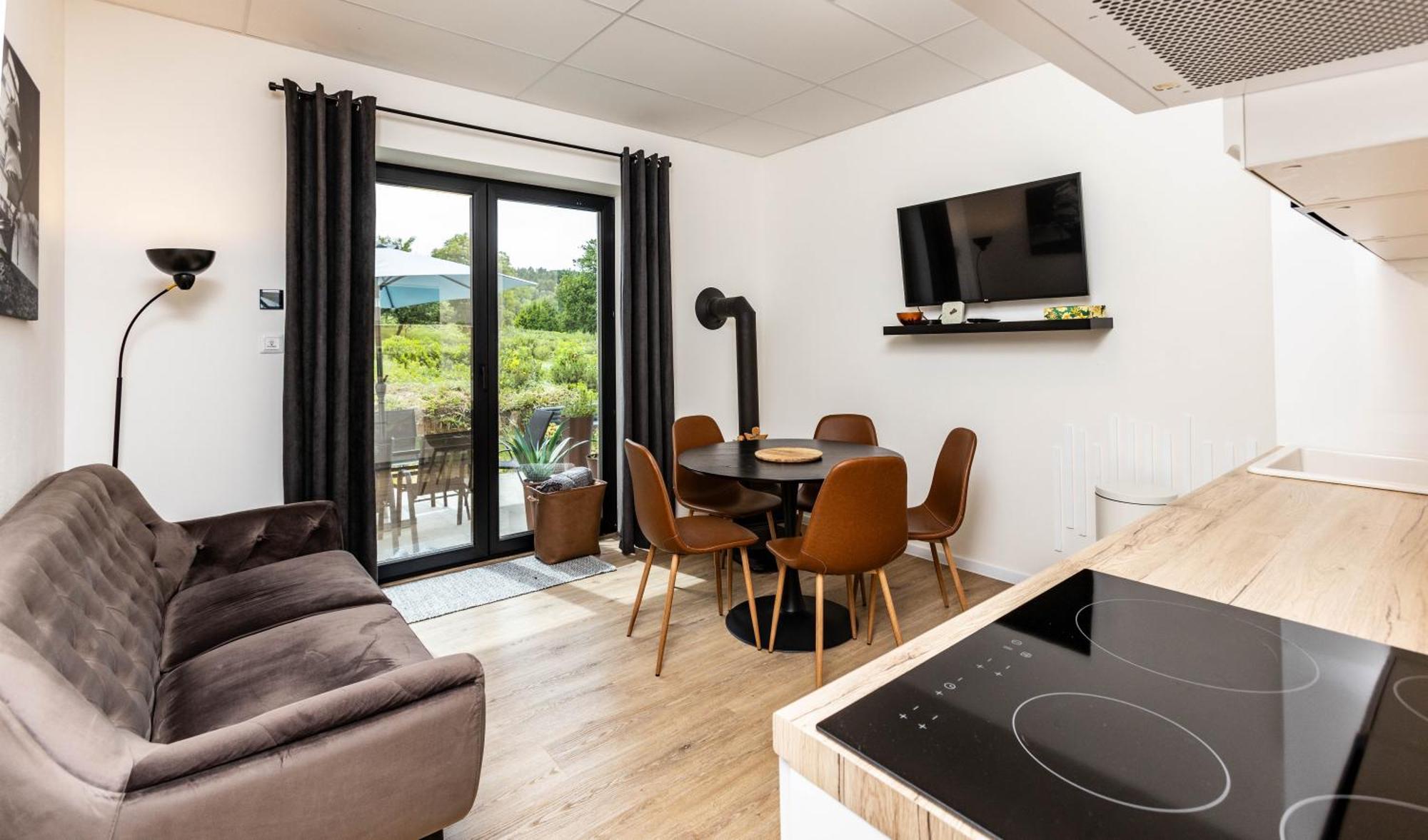 Stylish Apartment With Free Parking Zvolen Exteriér fotografie