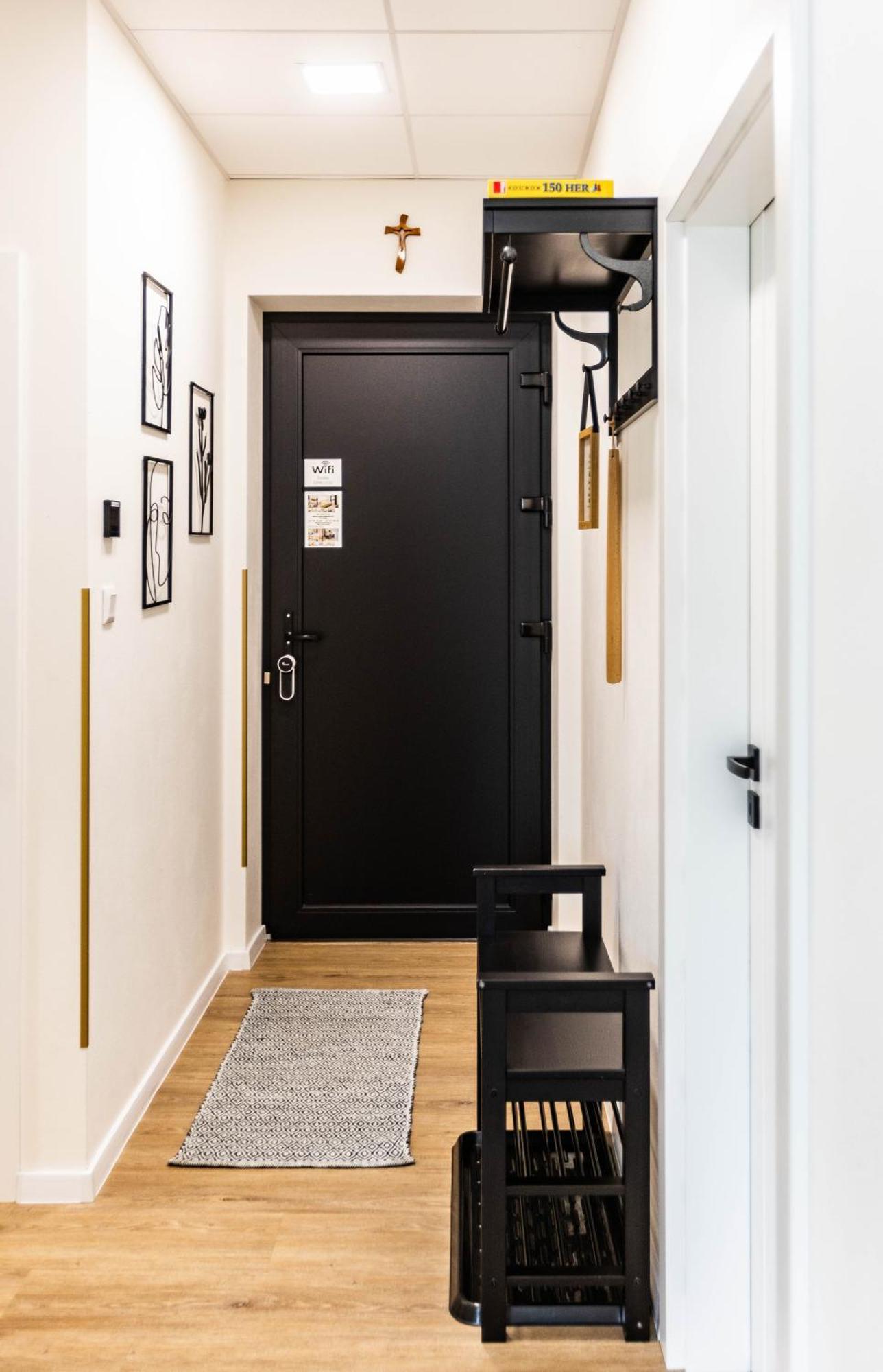 Stylish Apartment With Free Parking Zvolen Exteriér fotografie